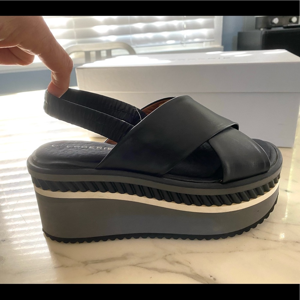 ROBERT CLERGERIE Crossover Slingback Platform Sandals Black Leather size 7 / 37